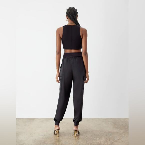 NWT GSTQ Black Satin Jogger Cargo Pants Womens Size XL - Picture 2 of 9